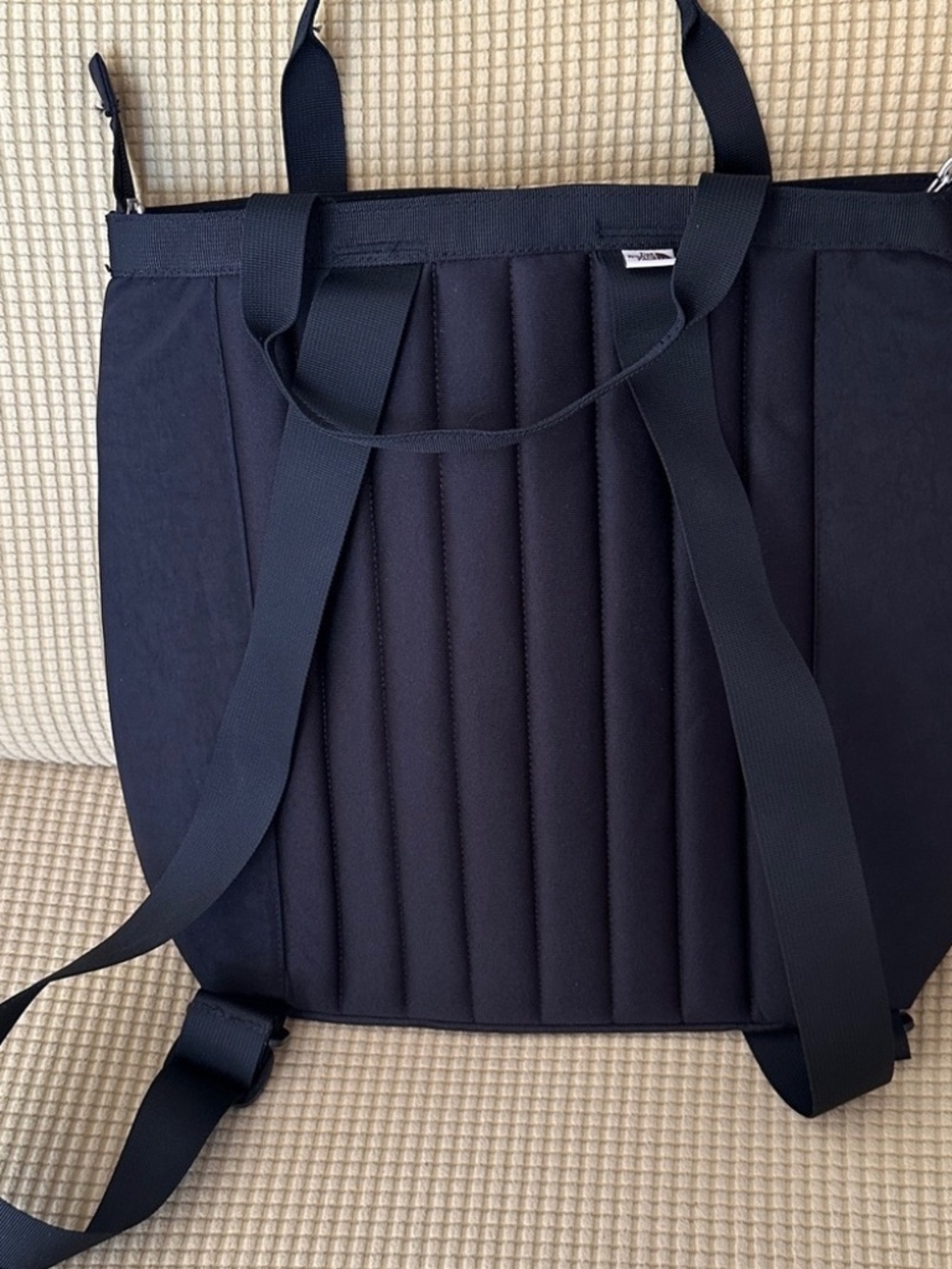 THE NORTH FACE Berkeley Tote Pack - Picture 2 of 5